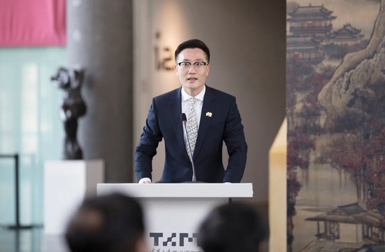7清华大学艺术博物馆副馆长李哲主持开幕式.webp.jpg